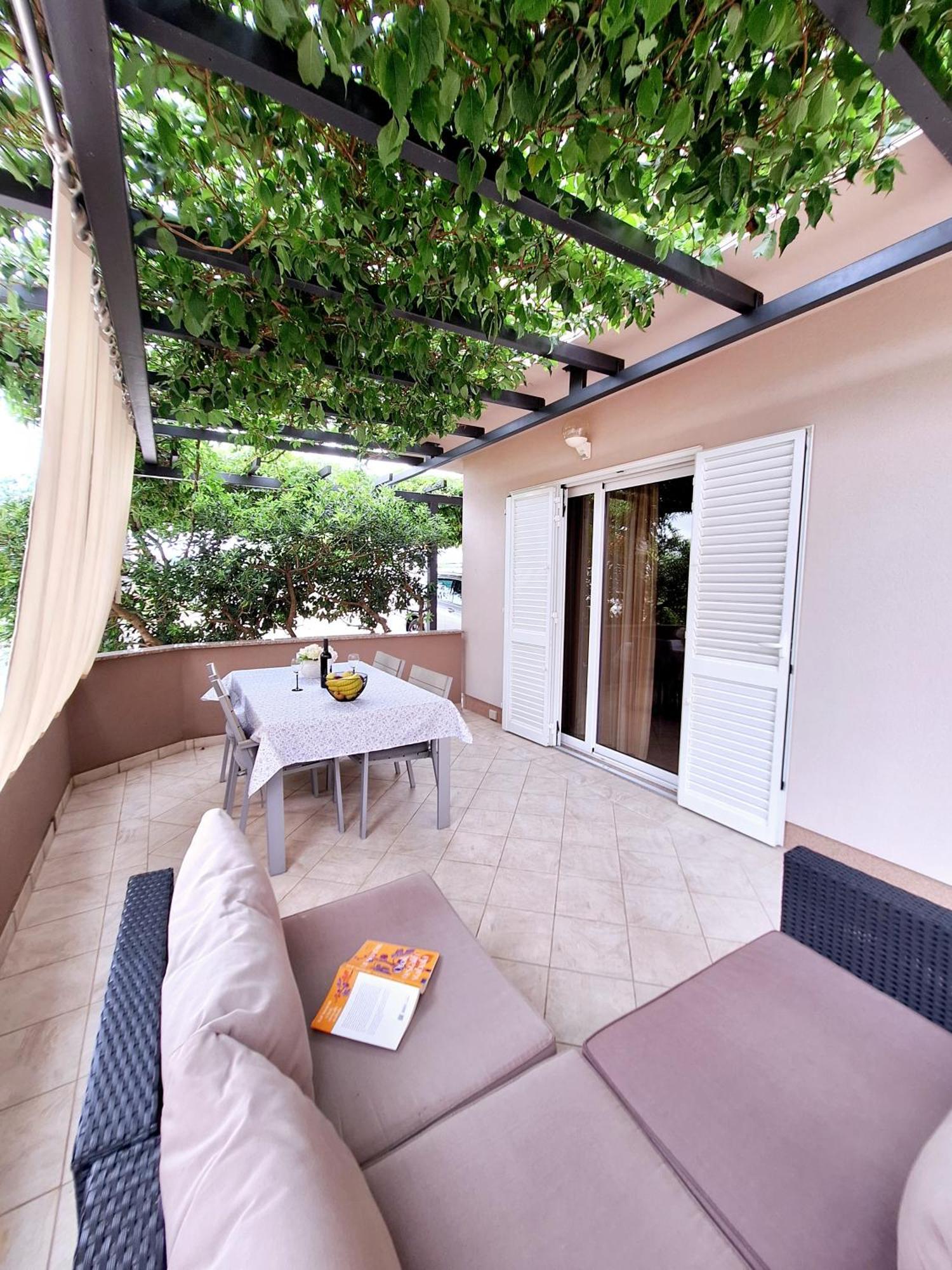 The Golden Island Apartments Krk Town Exterior foto